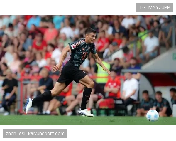 实时数据：拜仁对阵勒沃库森，比赛前30分钟高强度跑动距离创赛季新高